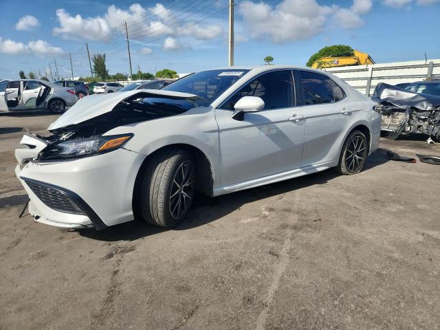 4T1T11AK2PU179561 - 2023 TOYOTA CAMRY SE NIGHT SHADE GRAY photo 1