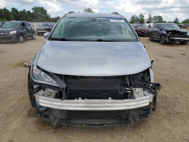 2C4RC1EG6JR168310 - 2018 CHRYSLER PACIFICA TOURING L PLUS SILVER photo 5