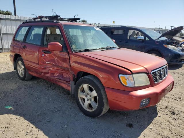 JF1SF65621G720972 - 2001 SUBARU FORESTER S RED photo 4