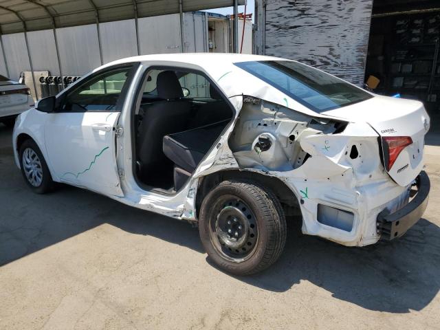 5YFBURHE0KP933228 - 2019 TOYOTA COROLLA L WHITE photo 2