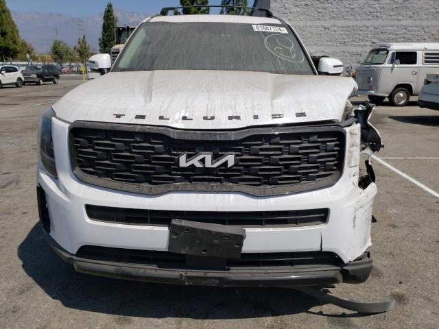 5XYP3DHC5NG206699 - 2022 KIA TELLURIDE EX WHITE photo 5