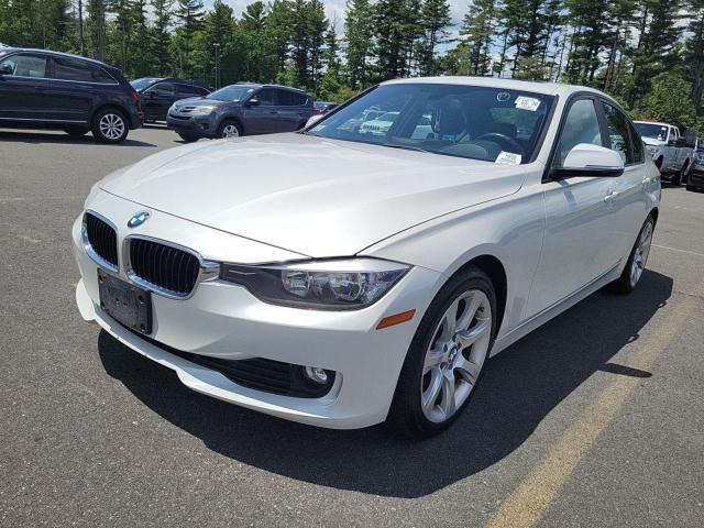 WBA3C3C5XDF982665 - 2013 BMW 320 I XDRIVE WHITE photo 2