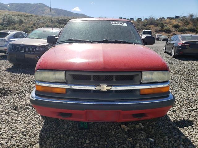 1GNDT13W7Y2326920 - 2000 CHEVROLET BLAZER RED photo 5