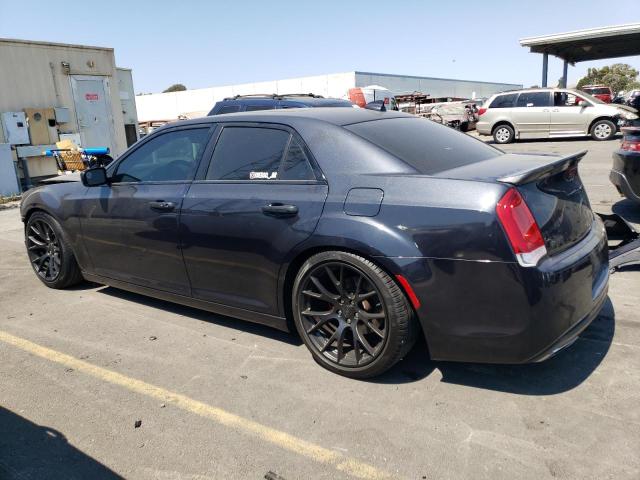 2C3CCAEG5HH645609 - 2017 CHRYSLER 300C GRAY photo 2