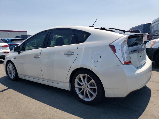 JTDKN3DP5F3070748 - 2015 TOYOTA PRIUS PLUG WHITE photo 2