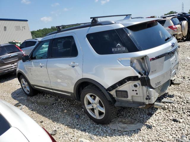 1FM5K8D86HGE10511 - 2017 FORD EXPLORER XLT SILVER photo 2