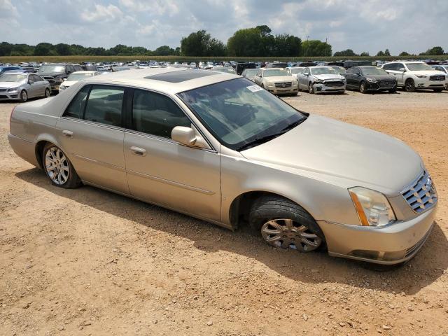 1G6KD57Y28U202237 - 2008 CADILLAC DTS BROWN photo 4