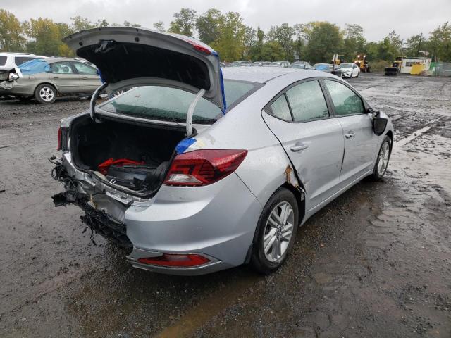 KMHD84LF4LU107403 - 2020 HYUNDAI ELANTRA SEL SILVER photo 4