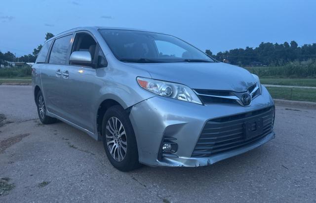 5TDYZ3DC0LS030115 - 2020 TOYOTA SIENNA XLE 灰色 照片 1