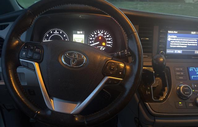 5TDYZ3DC0LS030115 - 2020 TOYOTA SIENNA XLE 灰色 照片 9