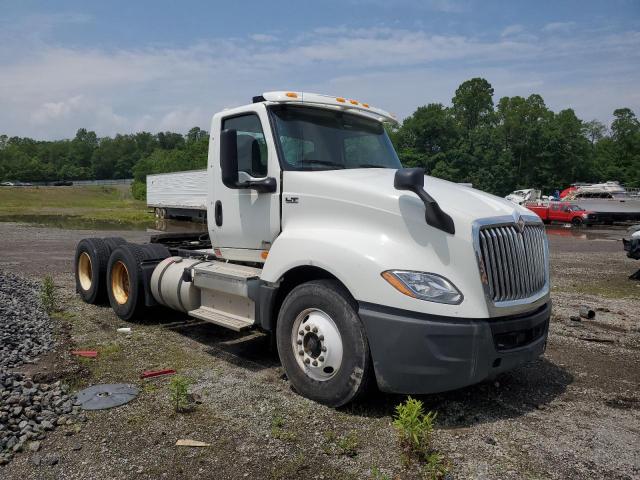 2019 INTERNATIONAL LT625, null
