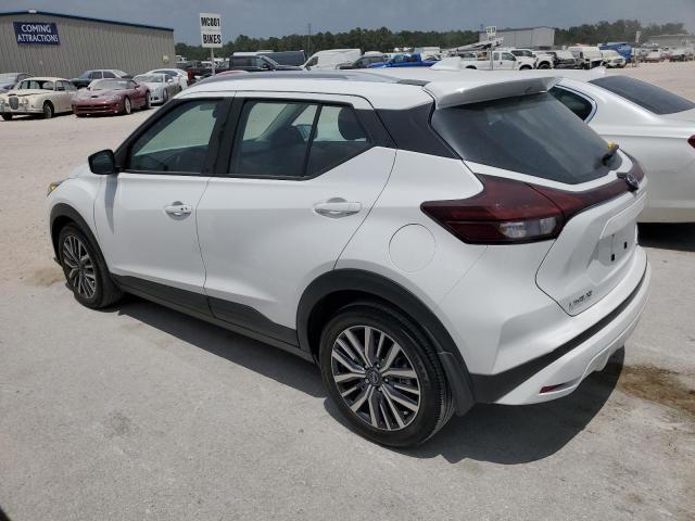 3N1CP5CV3PL472254 - 2023 NISSAN KICKS SV WHITE photo 2