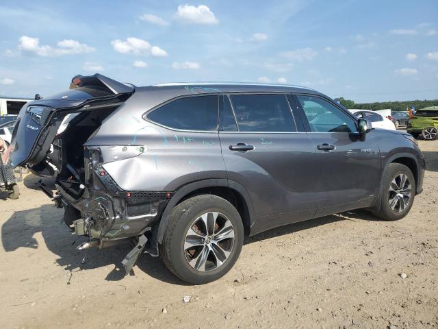 5TDGBRCH9MS039459 - 2021 TOYOTA HIGHLANDER HYBRID XLE GRAY photo 3