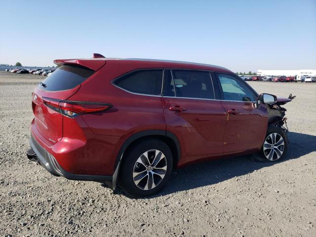 5TDGZRBH5NS585240 - 2022 TOYOTA HIGHLANDER XLE Qırmızı foto 3