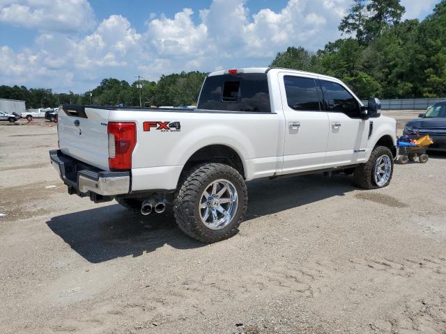 1FT7W2BT8HEE61204 - 2017 FORD F250 SUPER DUTY WHITE photo 3