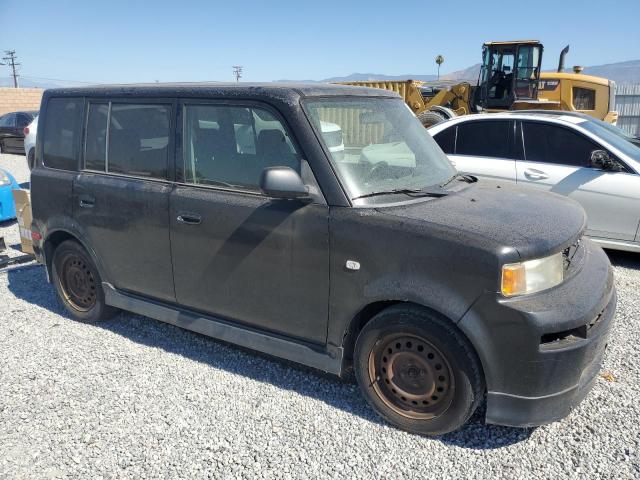 JTLKT324550184378 - 2005 TOYOTA SCION XB BLACK photo 4