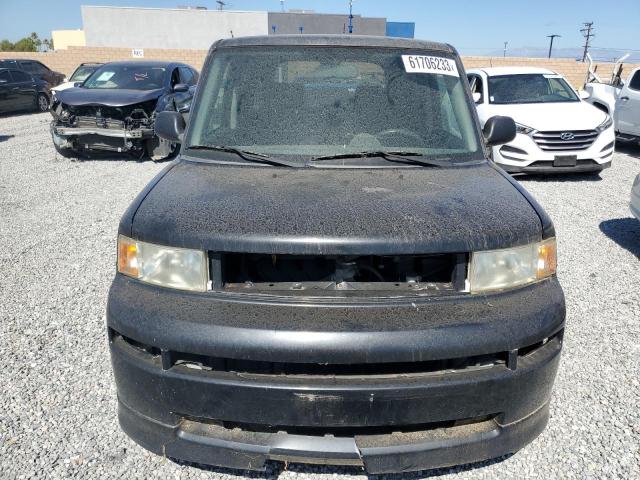 JTLKT324550184378 - 2005 TOYOTA SCION XB BLACK photo 5