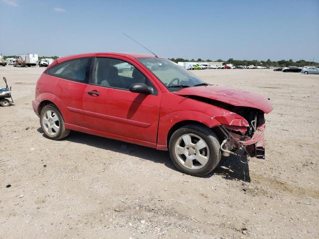 1FAFP31N76W177335 - 2006 FORD FOCUS ZX3 RED photo 4