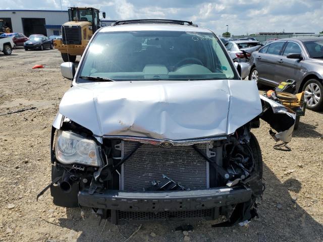 2A4RR5D1XAR373870 - 2010 CHRYSLER TOWN & COU TOURING 银色 照片 5