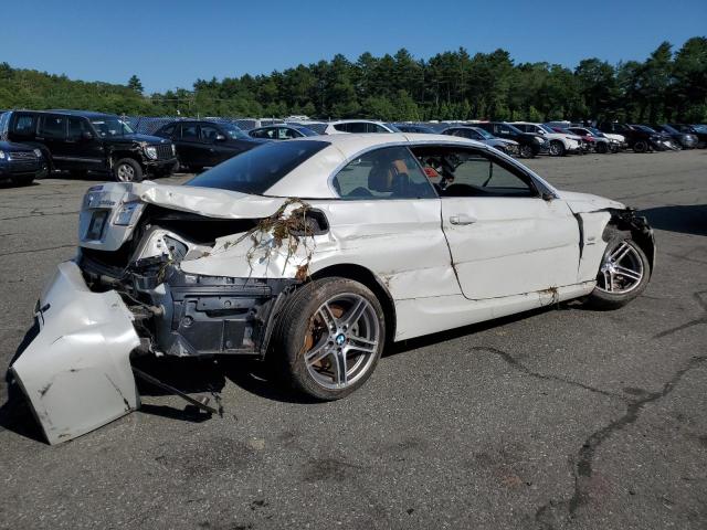 WBADX1C50CE825440 - 2012 BMW 335 I SULEV WHITE photo 3