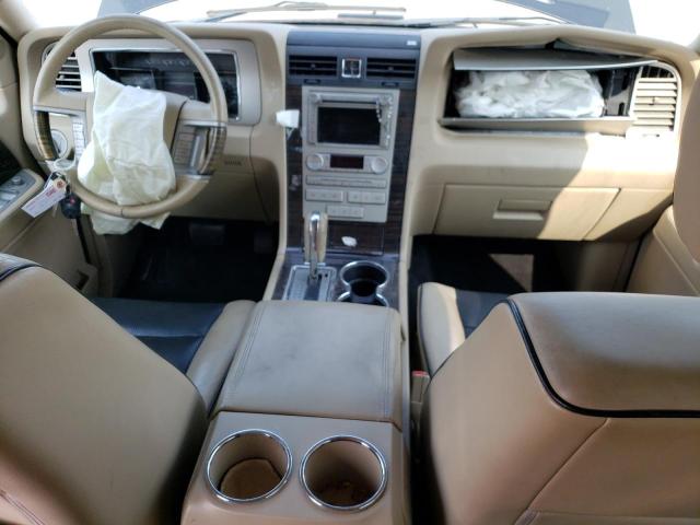 5LMJJ2J5XAEJ08209 - 2010 LINCOLN NAVIGATOR 黑色 照片 8