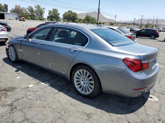 WBAYE8C5XDD132155 - 2013 BMW 7 SERIES LI GRAY photo 2