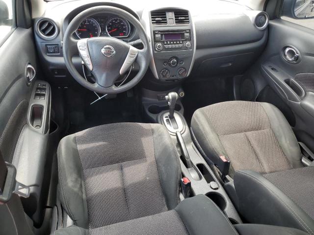 3N1CN7AP4JL832032 - 2018 NISSAN VERSA S ნაცრისფერი ფოტო 8