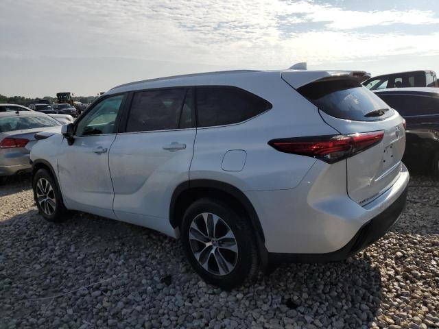 5TDHZRBH0NS581598 - 2022 TOYOTA HIGHLANDER XLE 白色 照片 2