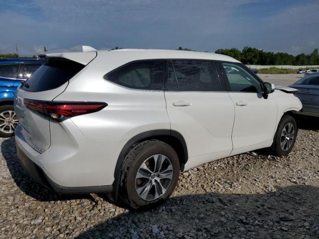 5TDHZRBH0NS581598 - 2022 TOYOTA HIGHLANDER XLE 白色 照片 3