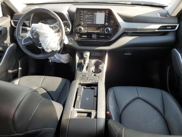 5TDHZRBH0NS581598 - 2022 TOYOTA HIGHLANDER XLE 白色 照片 8