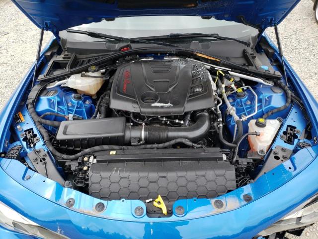 ZARFAEDN3H7558931 - 2017 ALFA ROMEO GIULIA Q4 蓝色 照片 12