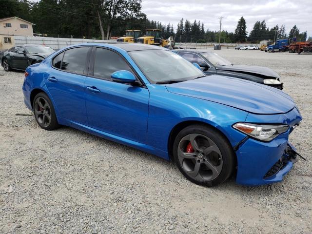 ZARFAEDN3H7558931 - 2017 ALFA ROMEO GIULIA Q4 蓝色 照片 4