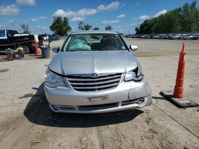 1C3CC5FB3AN158223 - 2010 CHRYSLER SEBRING LIMITED SILVER photo 5