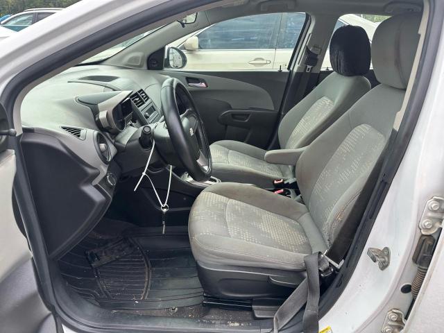 1G1JA6SH7C4141807 - 2012 CHEVROLET SONIC LS 白色 照片 7