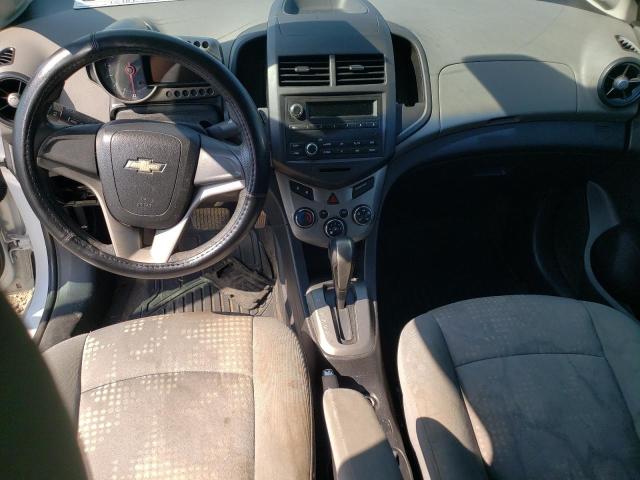 1G1JA6SH7C4141807 - 2012 CHEVROLET SONIC LS 白色 照片 8