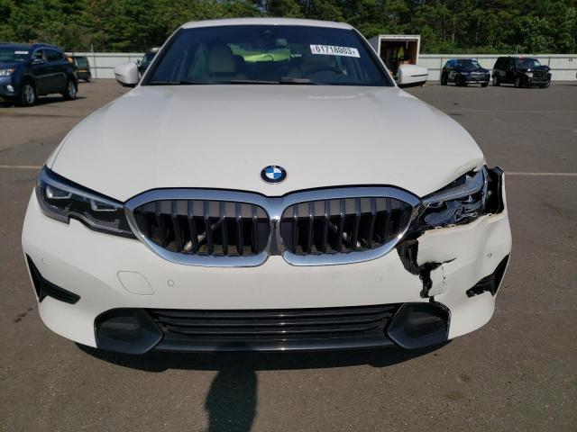 3MW5R7J06M8B57916 - 2021 BMW 330XI WHITE photo 5