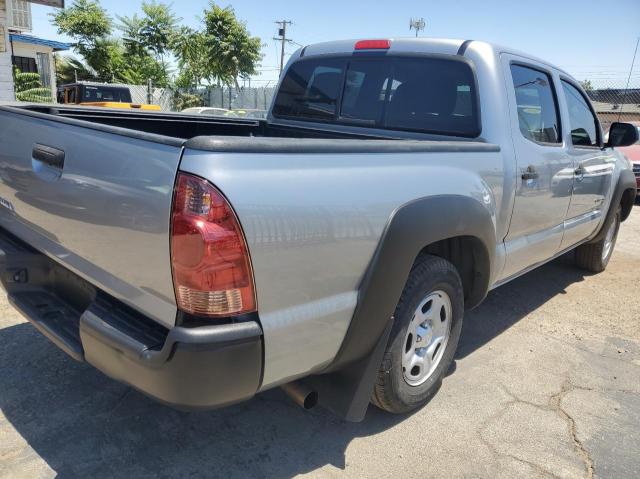 5TFJX4CN0FX049097 - 2015 TOYOTA TACOMA DOUBLE CAB SILVER photo 4