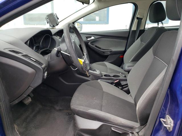 1FAHP3F20CL266037 - 2012 FORD FOCUS SE BLUE photo 7