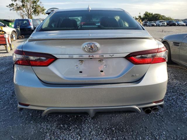 4T1G11AK6PU829400 - 2023 TOYOTA CAMRY SE NIGHT SHADE SILVER photo 6