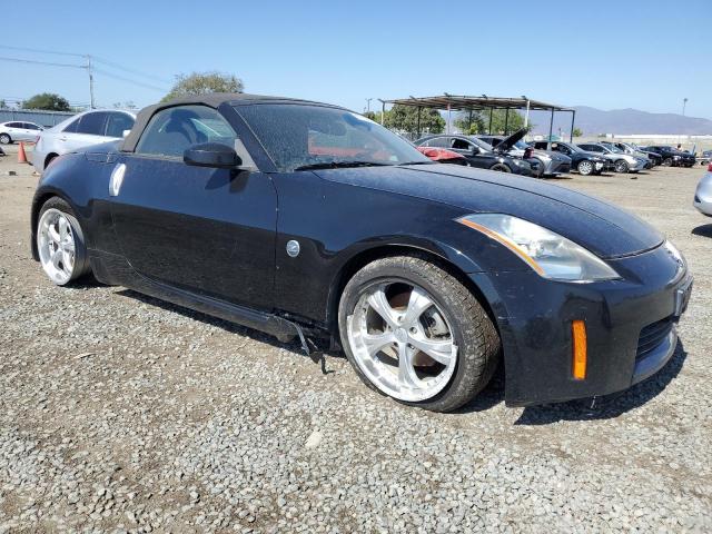 JN1AZ36A74T002301 - 2004 NISSAN 350Z ROADSTER BLACK photo 4