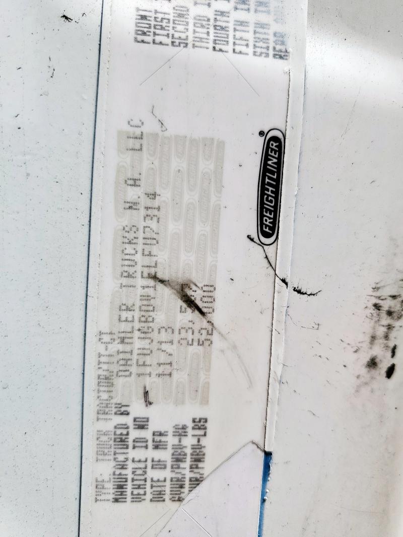 1FUJGBDV1ELFU7314 - 2014 FREIGHTLINER CASCADIA 1 WHITE photo 10