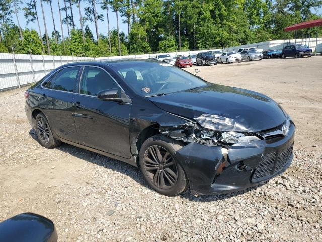 4T1BF1FK1HU690556 - 2017 TOYOTA CAMRY LE BLACK photo 4