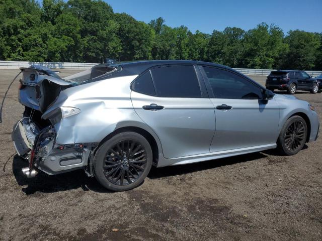 4T1T11AK7MU448438 - 2021 TOYOTA CAMRY SE SILVER photo 3
