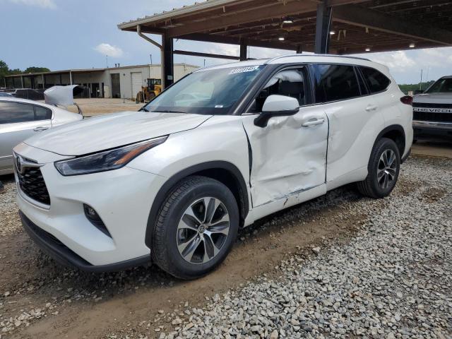 5TDGZRAHXMS524899 - 2021 TOYOTA HIGHLANDER XLE WHITE photo 1