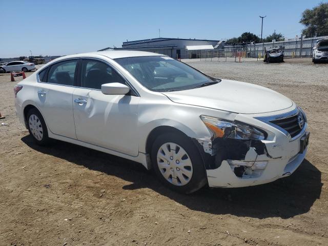 1N4AL3AP6FC474752 - 2015 NISSAN ALTIMA 2.5 WHITE photo 4