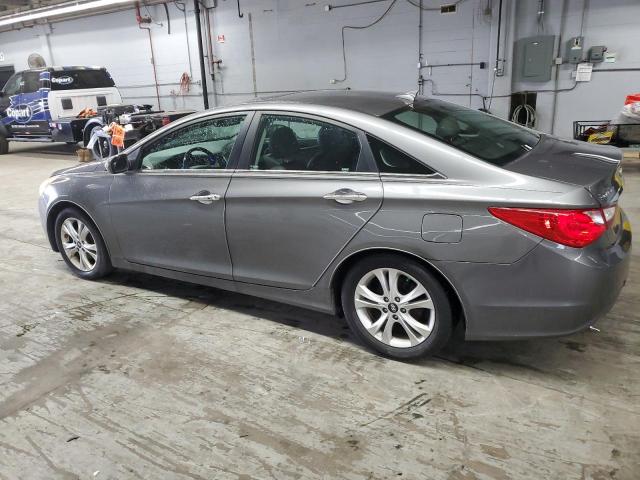 5NPEC4AC1DH557683 - 2013 HYUNDAI SONATA SE GRAY photo 2