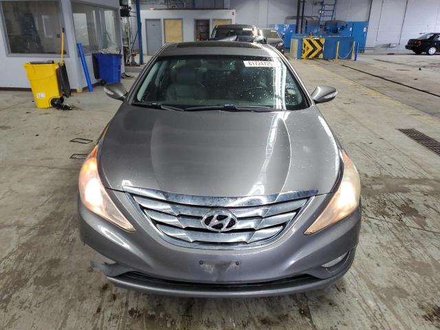 5NPEC4AC1DH557683 - 2013 HYUNDAI SONATA SE GRAY photo 5