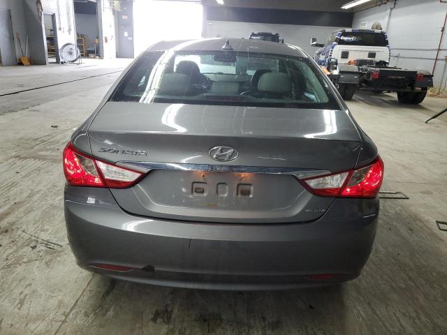 5NPEC4AC1DH557683 - 2013 HYUNDAI SONATA SE GRAY photo 6