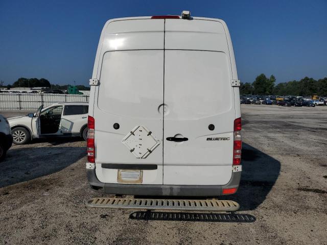 WD3PE8CB8C5706307 - 2012 MERCEDES-BENZ SPRINTER 2500 WHITE photo 6