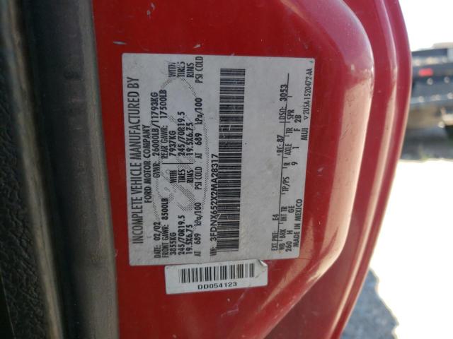 3FDNX652X2MA28317 - 2002 FORD F650 SUPER DUTY RED photo 13